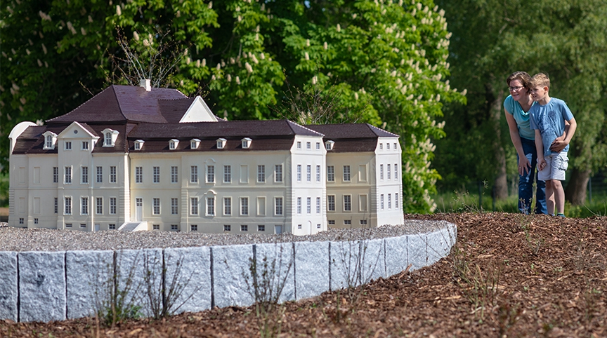 Foto von Miniatur-Bauwerk
